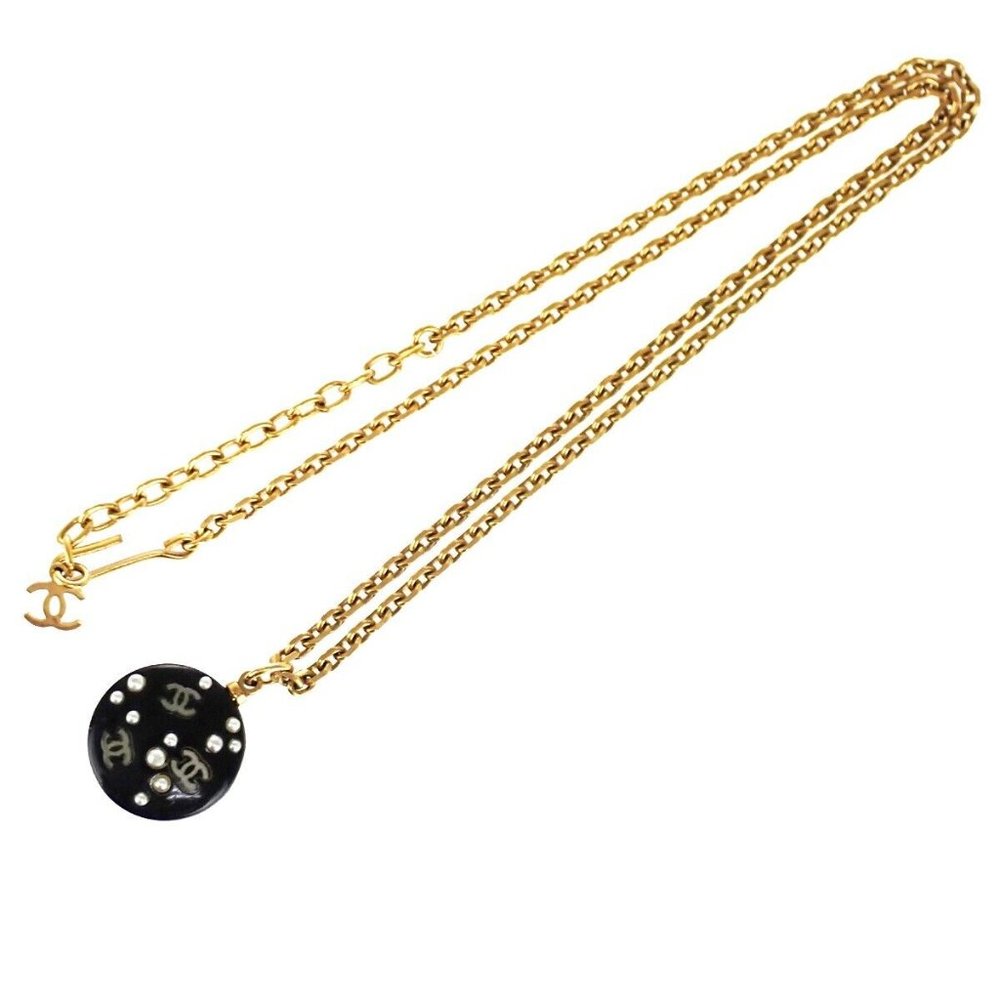 Authentic Chanel CC Necklace, choker Beautiful